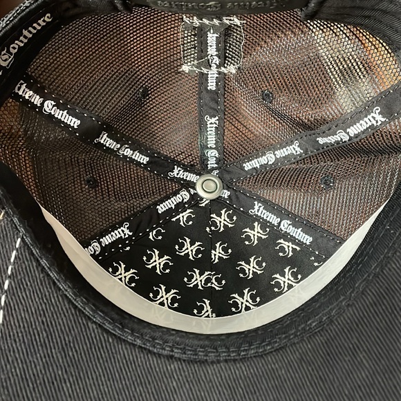 Xtreme Couture SnapBack Hat - Picture 4 of 14